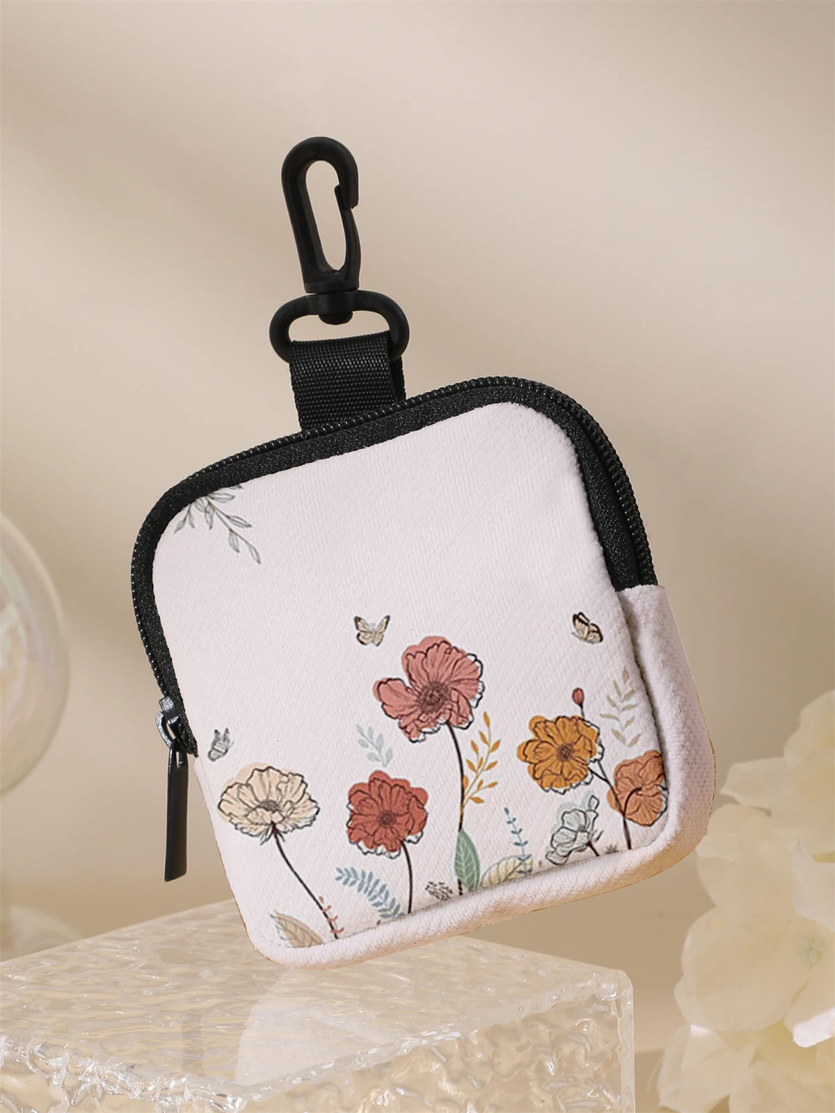 Large capacity coin wallets with floral patterns, digital printed coin wallets, and storage bags are ideal choices for gifts