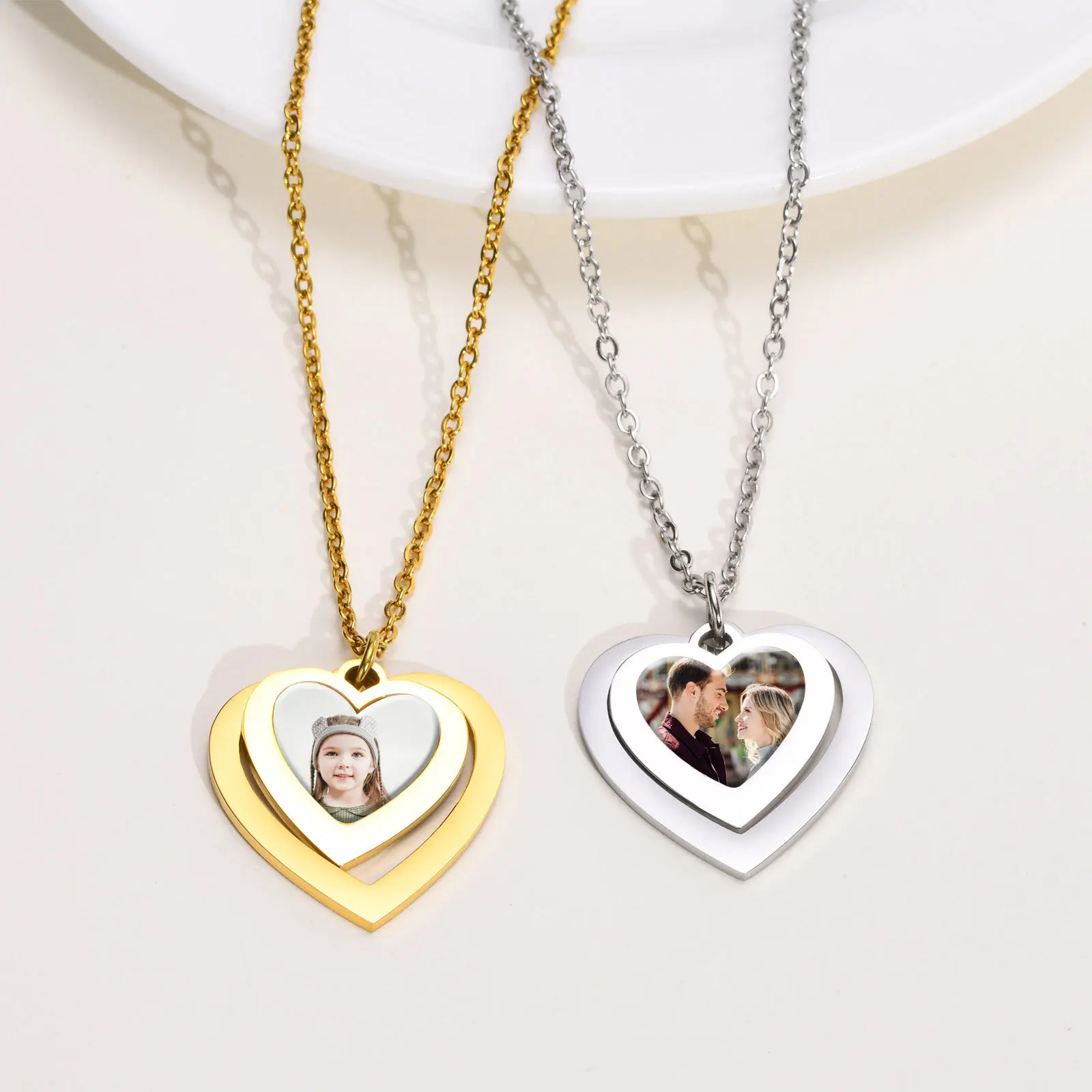 

Free Customized Photo Picture Pendant Necklaces For Lovers, Chic Personalize Two Heart Pendant Gift To Best Friend Girls Boys