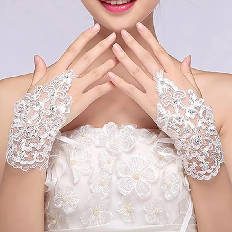 

Elegant White Lace Gloves Beaded Crochet Lace Glove Accessories Sequin Applique Gloves Bride Fingerless Gloves