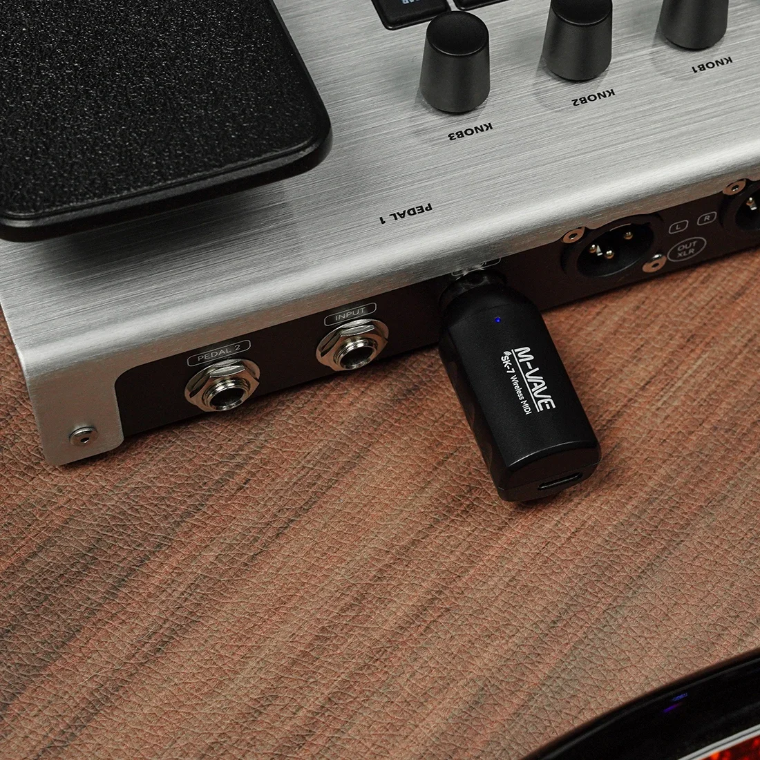 M-VAVE SK7 MIDI Adapter Mini Rechargeable Wireless Midi Receiver/Transmitter Transmission System Adapter Plug and Play Support