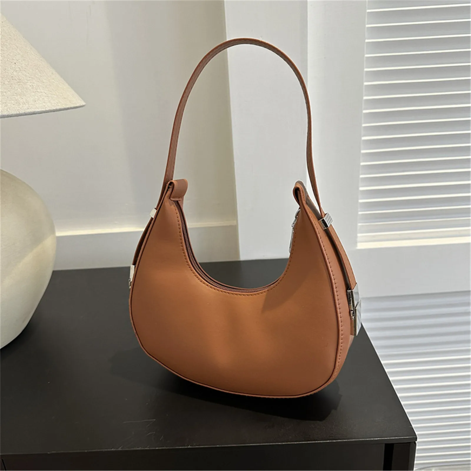 

Women High-quality Fashionable Bag Underarm Product New Handbag Classic Bag Crossbody Luxury Designer 2024 Leathe _DG-150531123_