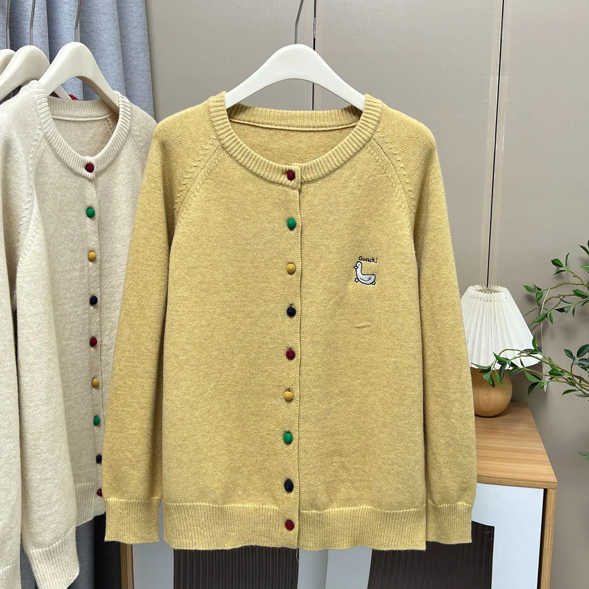 XXXXL Fashion Plus Size Women's Sweaters Knitted Cardigan New Autumn And Winter Style Youthful Button Embroidered Jumpers 8702