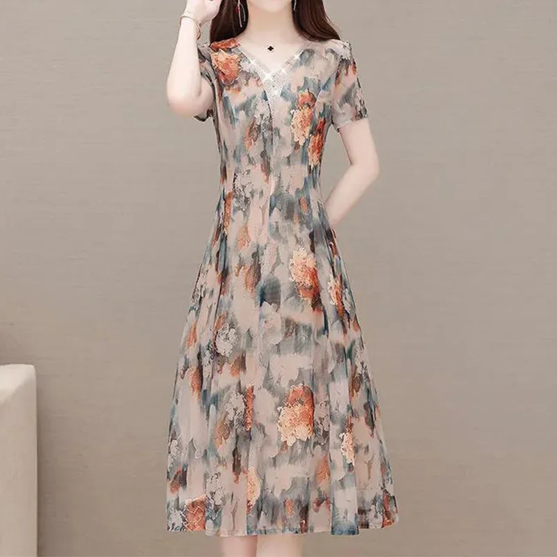 Женское шифоновое платье-трапеция с коротким рукавом