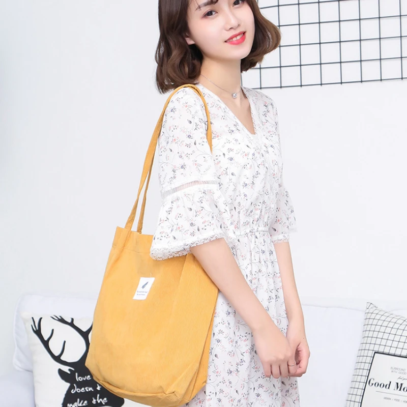 Women\'s Printed Handbag Casual Version Large Capacity Corduroy Canvas Bag Women\'s Travel Shopping Plush Shoulder Bag