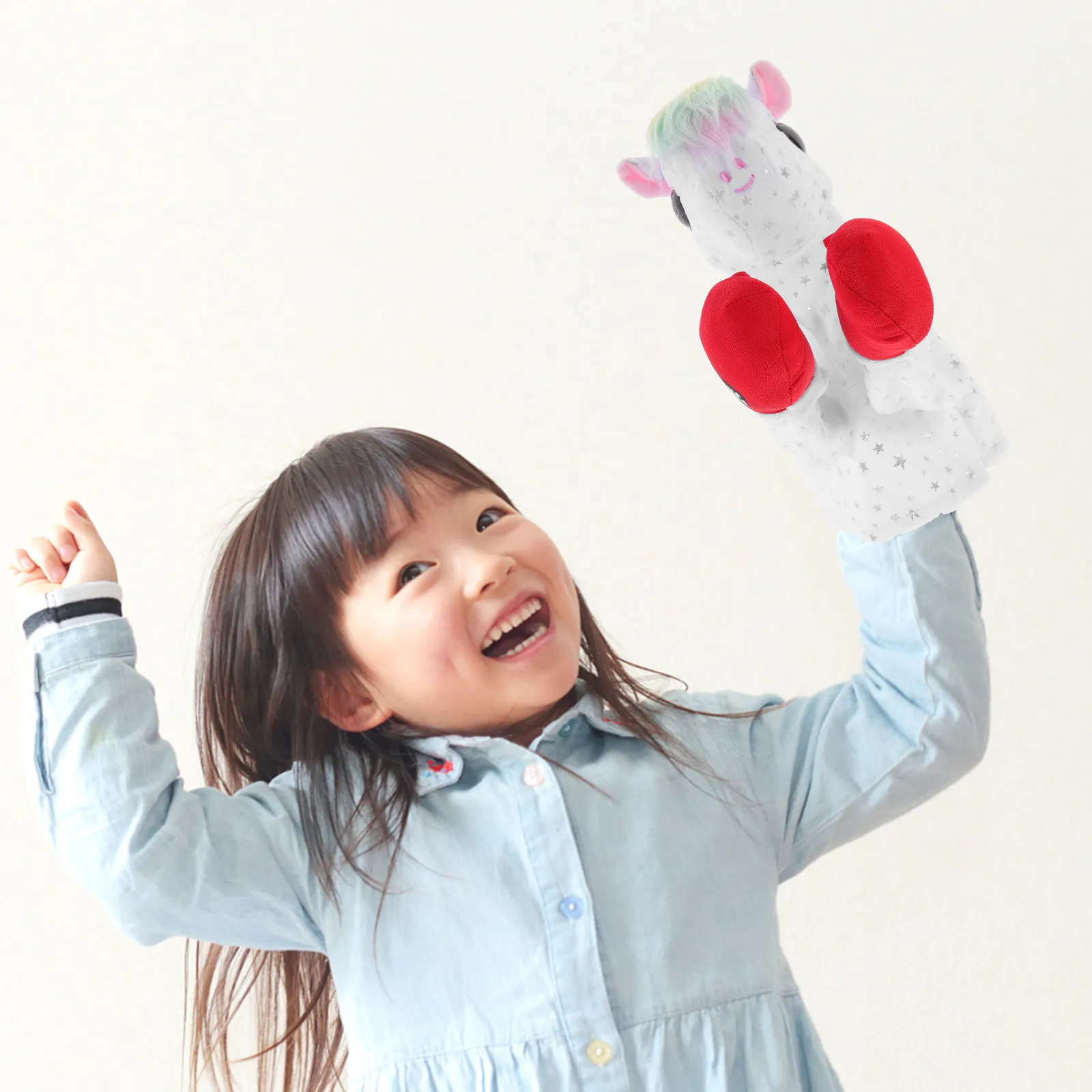 유니콘 복싱 손인형 실물 같은 동물 디자인 피부 친화적인 부드러운 소재 손과 눈의 협응력 개발 스토리텔링 역할