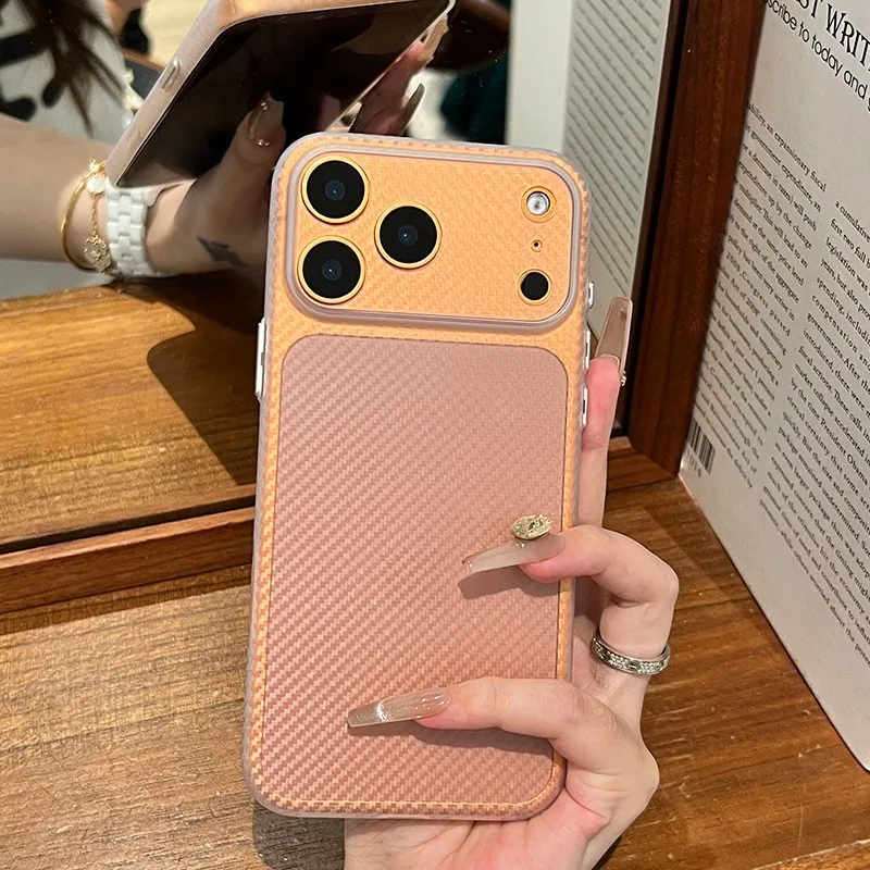 Sleek Carbon Fiber Texture Shockproof Phone Case with Slim Clear Design