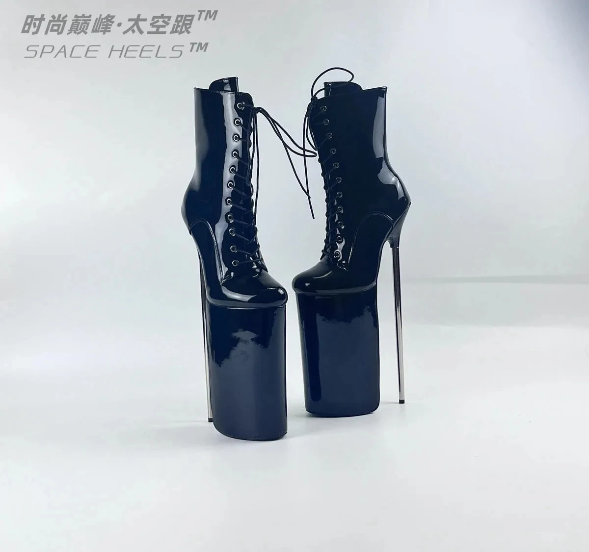 30CM Hate Sky High European and American fetish boots Sexy large waterproof platform steel pipe dance boots Fun runway