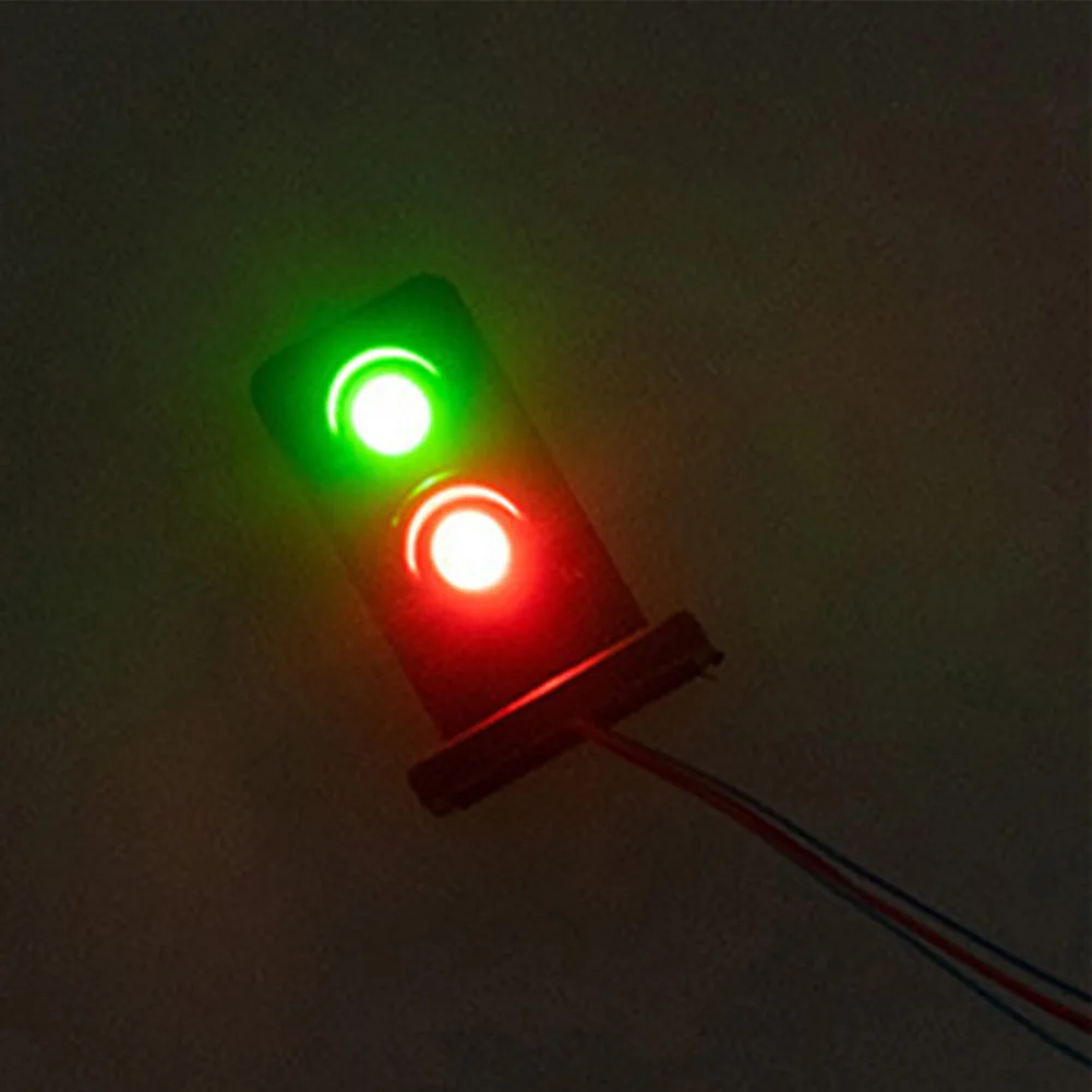 

8Pcs Model Train Signals 2 Lights OO HO Scale Railroad LED Signal Lamp 20mm With Base Early Learning Toys For Boys & Girls