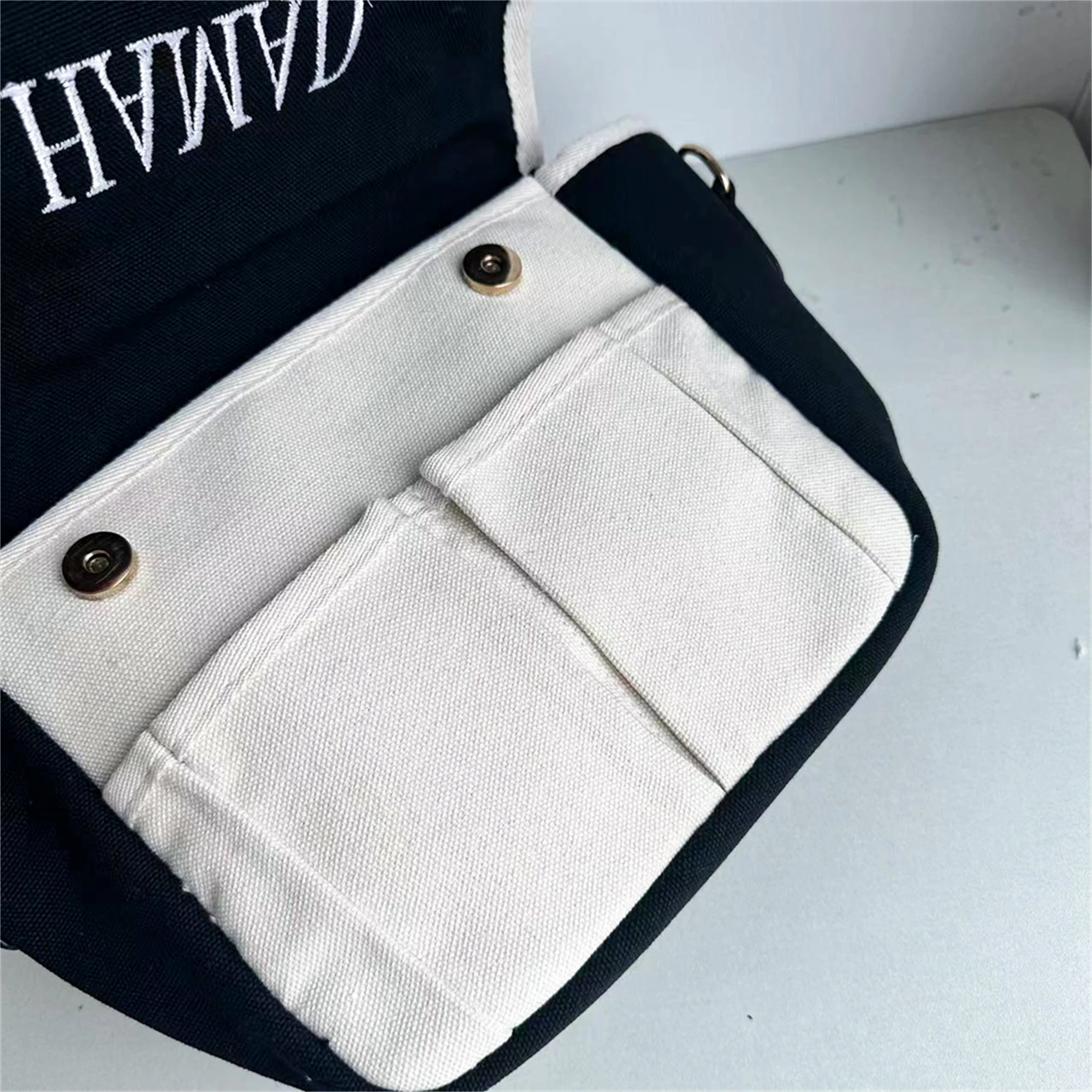 Рисунок 3 - Вместительные сумки для женщин с индивидуальным именем