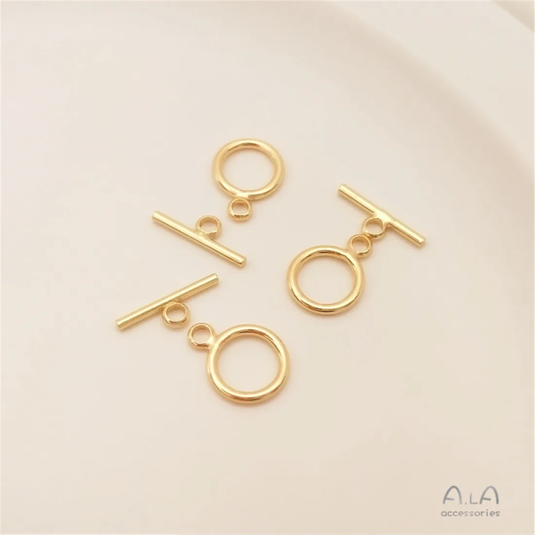 Рисунок 3 - 9 мм Мини OT пряжка 14K Золотая