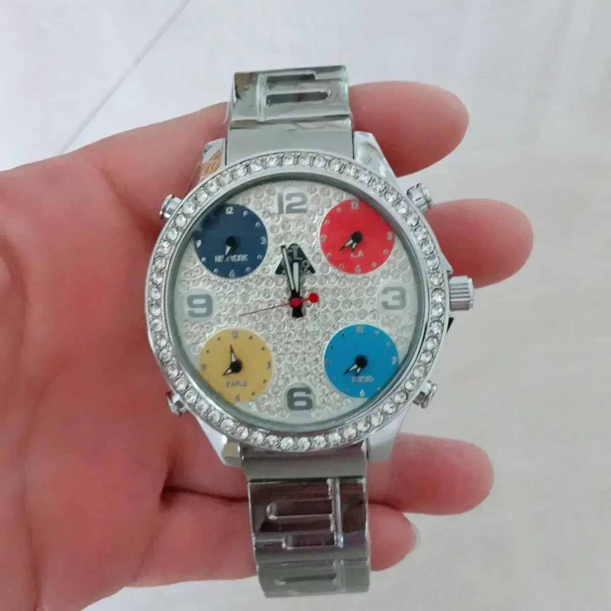 Czech Leopard Watch Five Time Zones Men's Watch Non mainstream Hiphop Hiphop Belt Watch