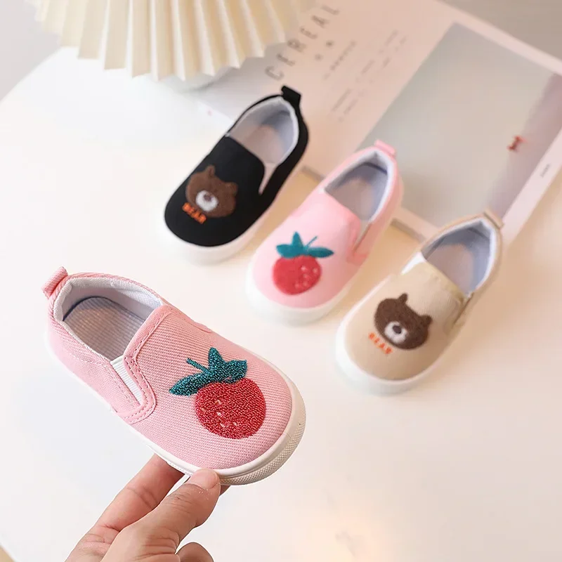 

Children Canvas Shoes Cartoon Bear Kids Shoes Slip-on Breathable Boys Sneakers Lightweight Casual Girls Shoes Tenis Infantil