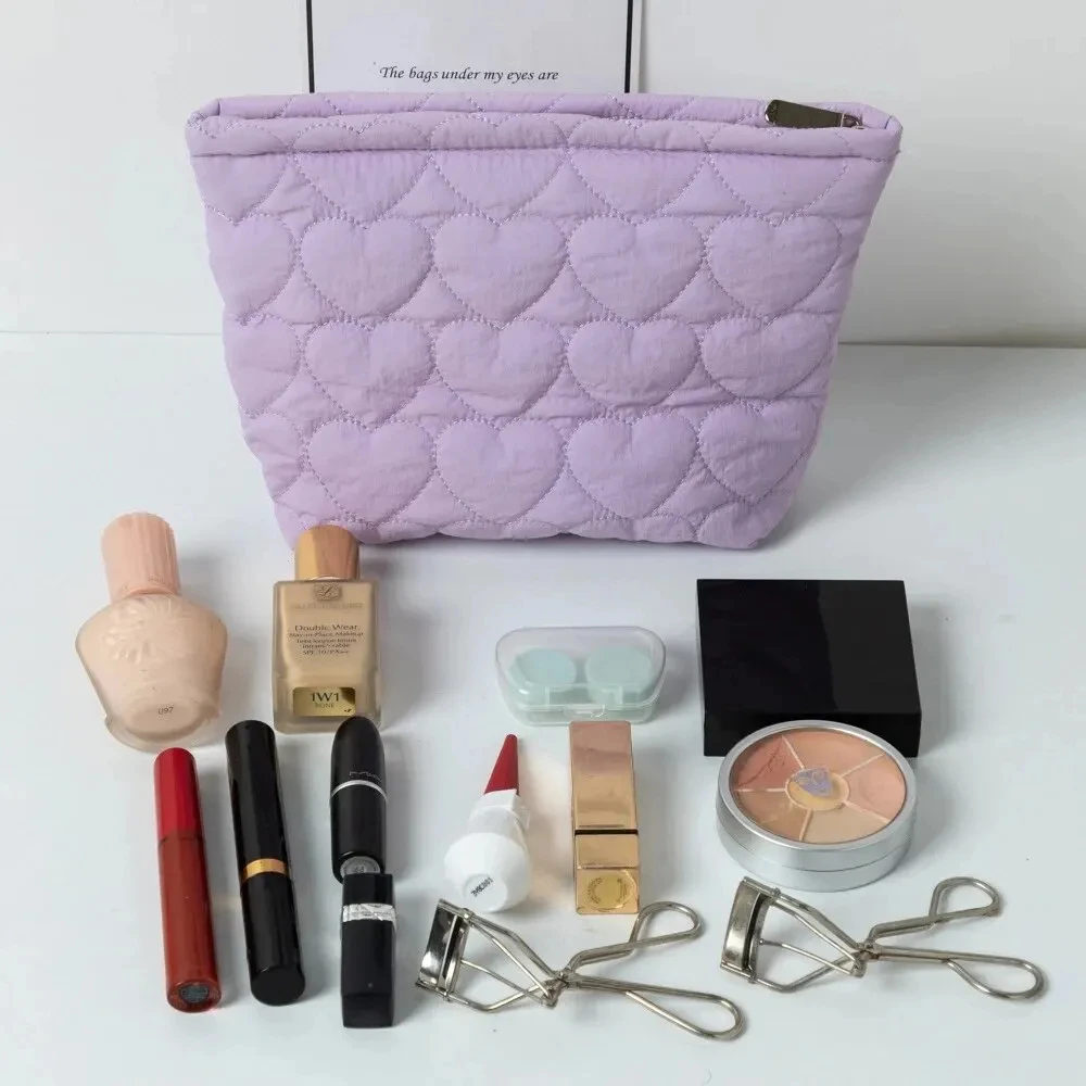 Description Picture 3 of itemFashion Korean Large Capacity Cosmetic Bag Women Soild Heart Quilting Handbag Portable Travel Lipstick Makeup Storage Bags