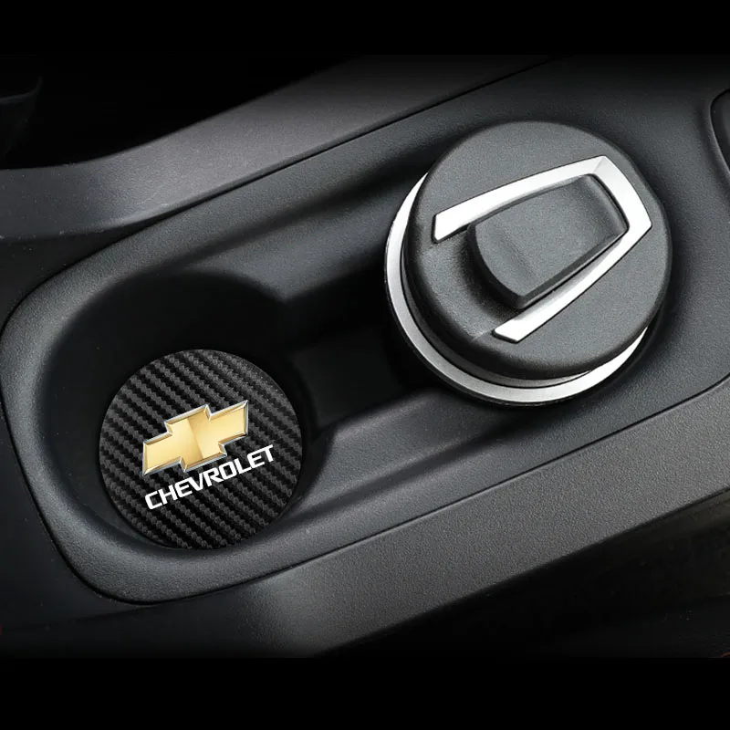 2Pcs 탄소 섬유 자동차 워터 슬롯 미끄럼 방지 컵 매트 Chevrolet Cruze Sonic Silverado Trax Camaro Captiva Equinox Trailblazer SS