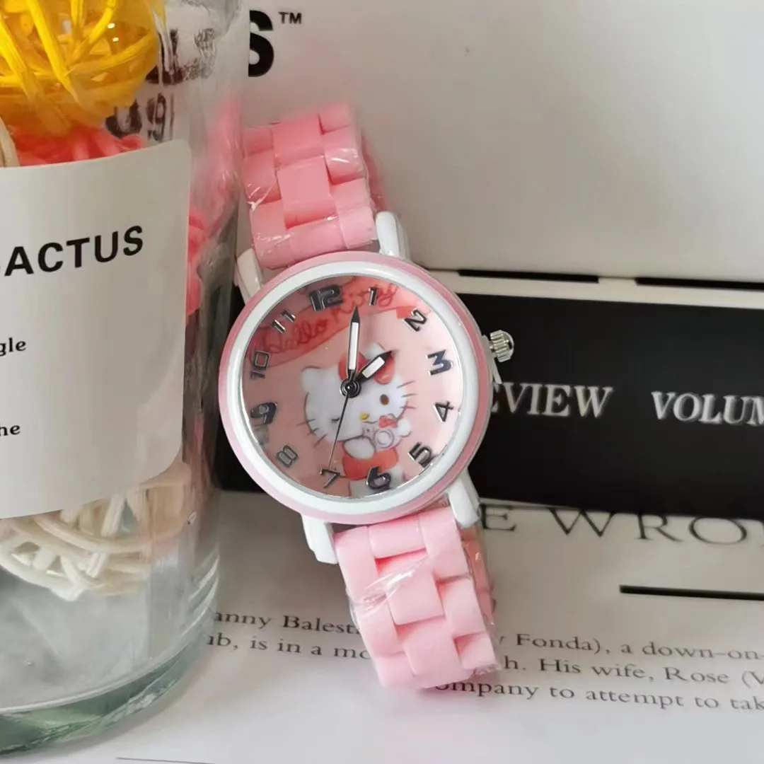 Рисунок 3 - Часы Sanrio из керамики с имитацией нефрита и мелодии
