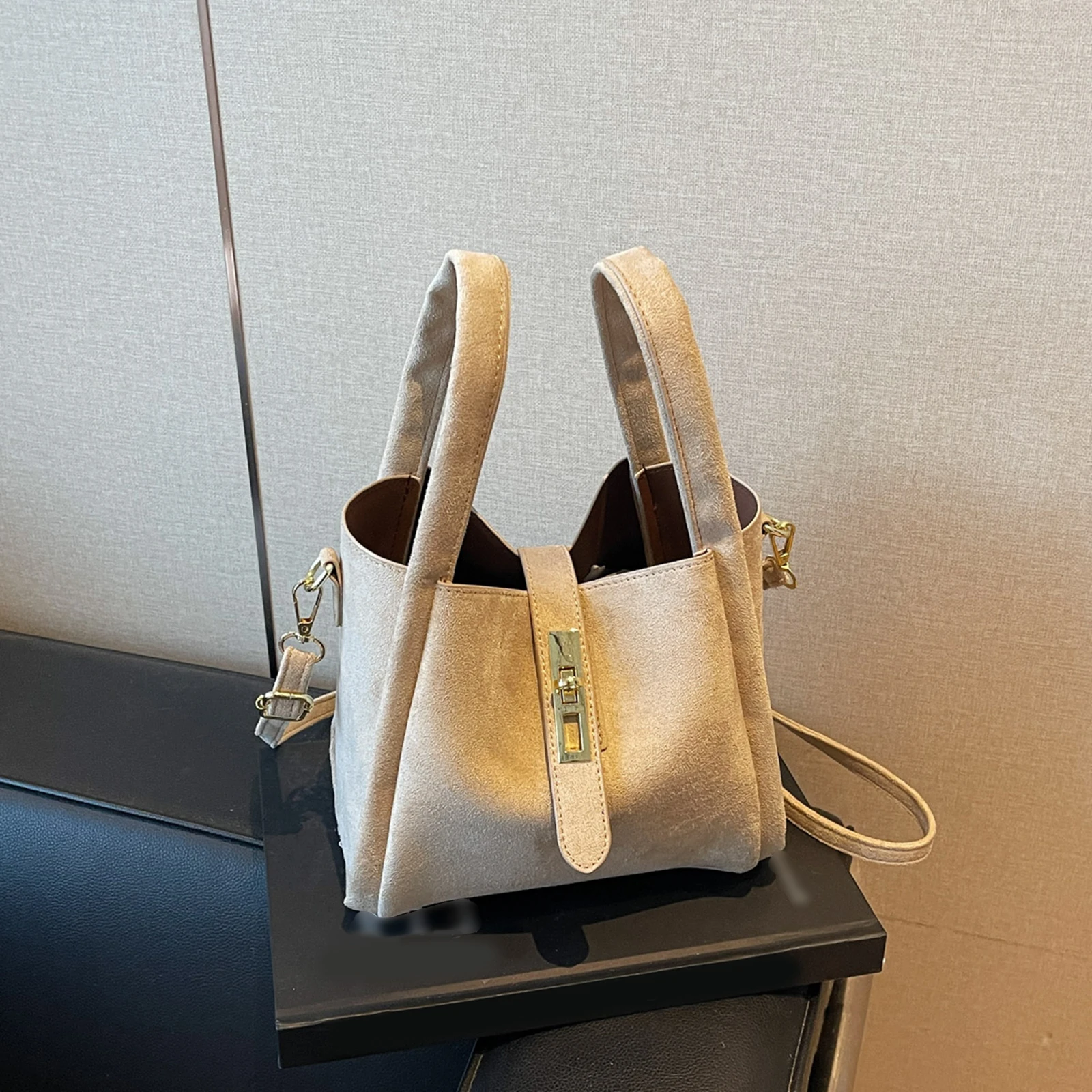 Faux Suede Bucket Bag Hasp Closure Top Handle Handbag Lightweight Storage Basket Solid Color for Women Travel Shopping