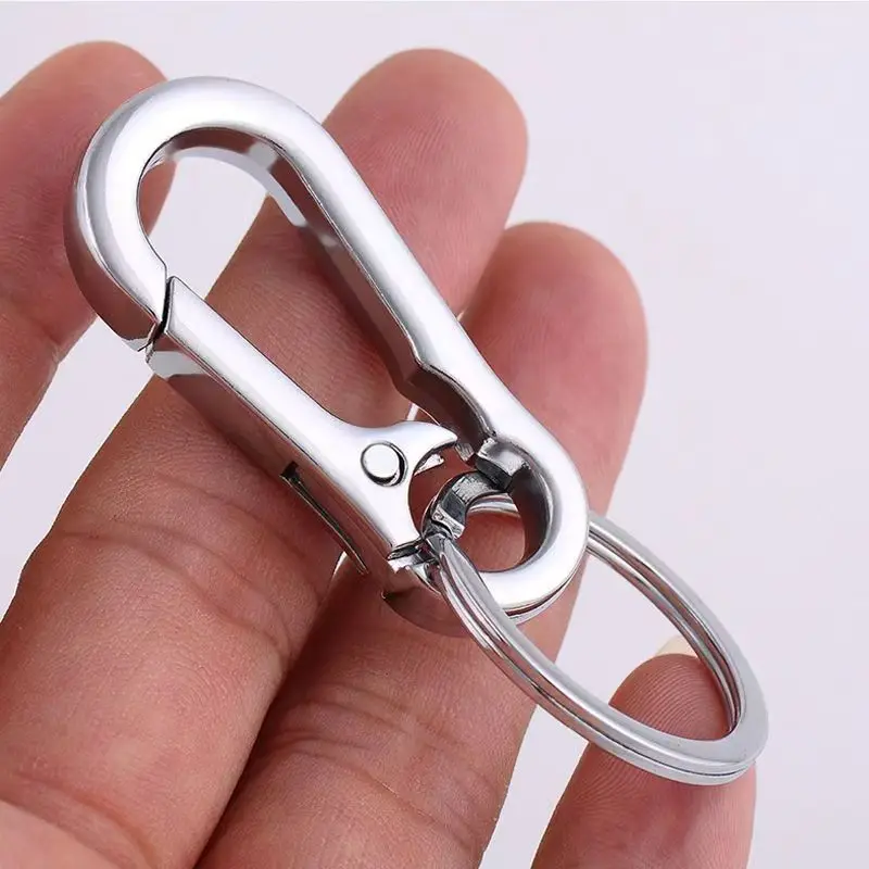 Versatile Keychain Buckle with Secure Clip for Effortless Access to Keys