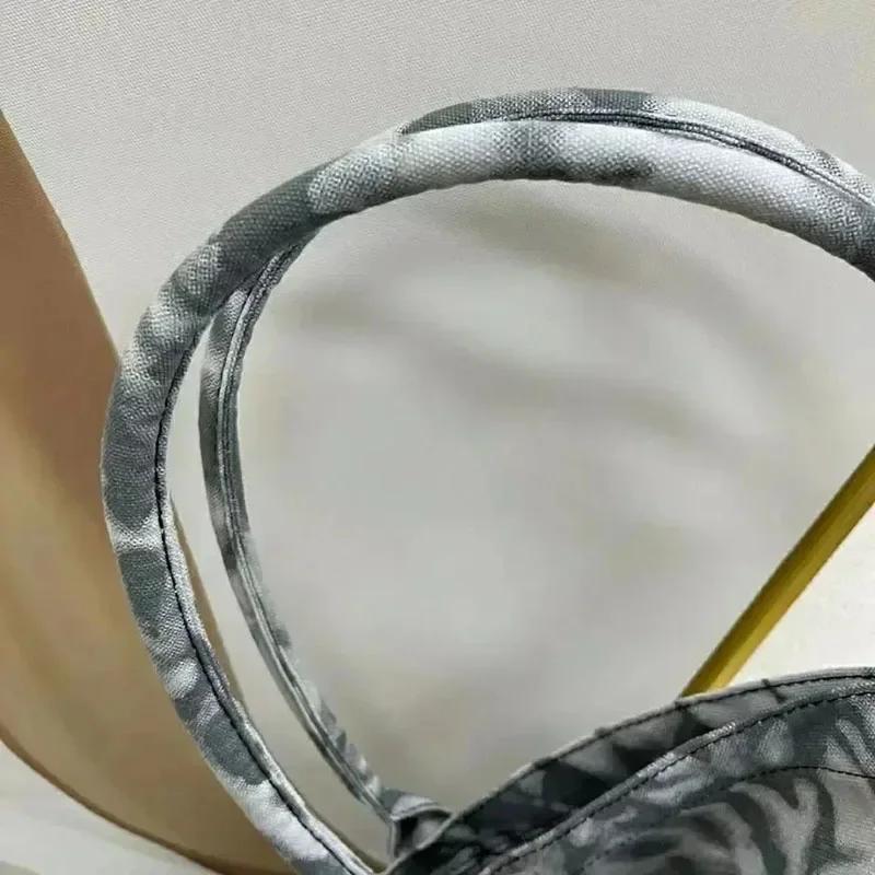 Рисунок 6 - Новая универсальная сумка для йоги