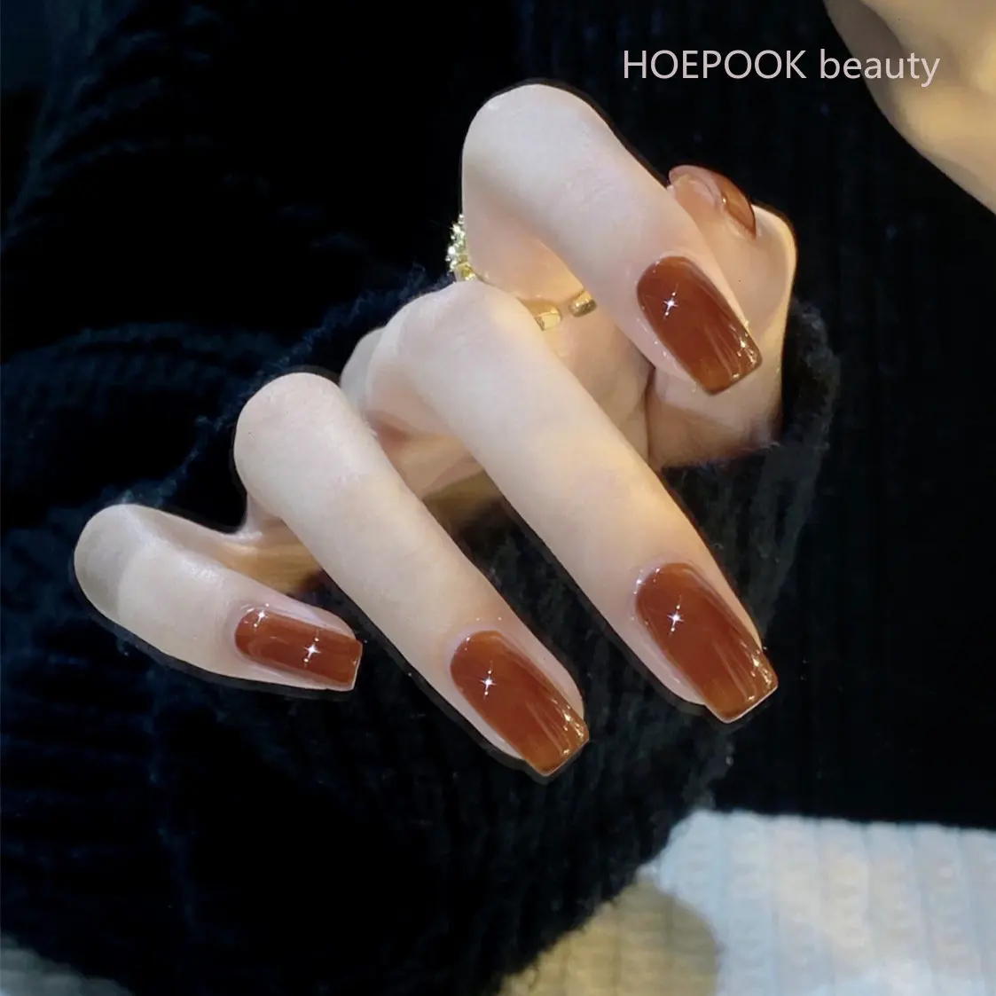 

24pcs Brown Seamless Removable Fake Nails Capsule Full Coverage Waterproof Wearing False Nails Art Press On Nails Set Decoration