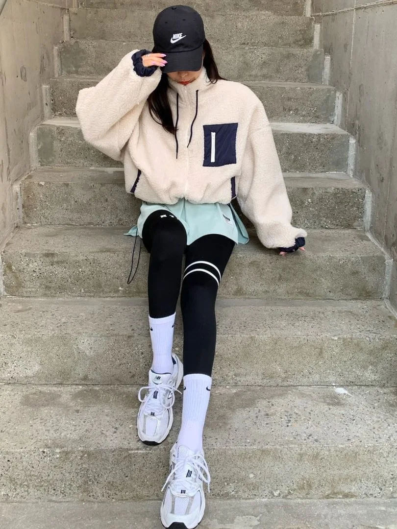 Slimming Effect High Waist Elastic Letter Pattern Double Stripe Tight Fit Base Layer Pants Autumn New Arrival Dongda Gate