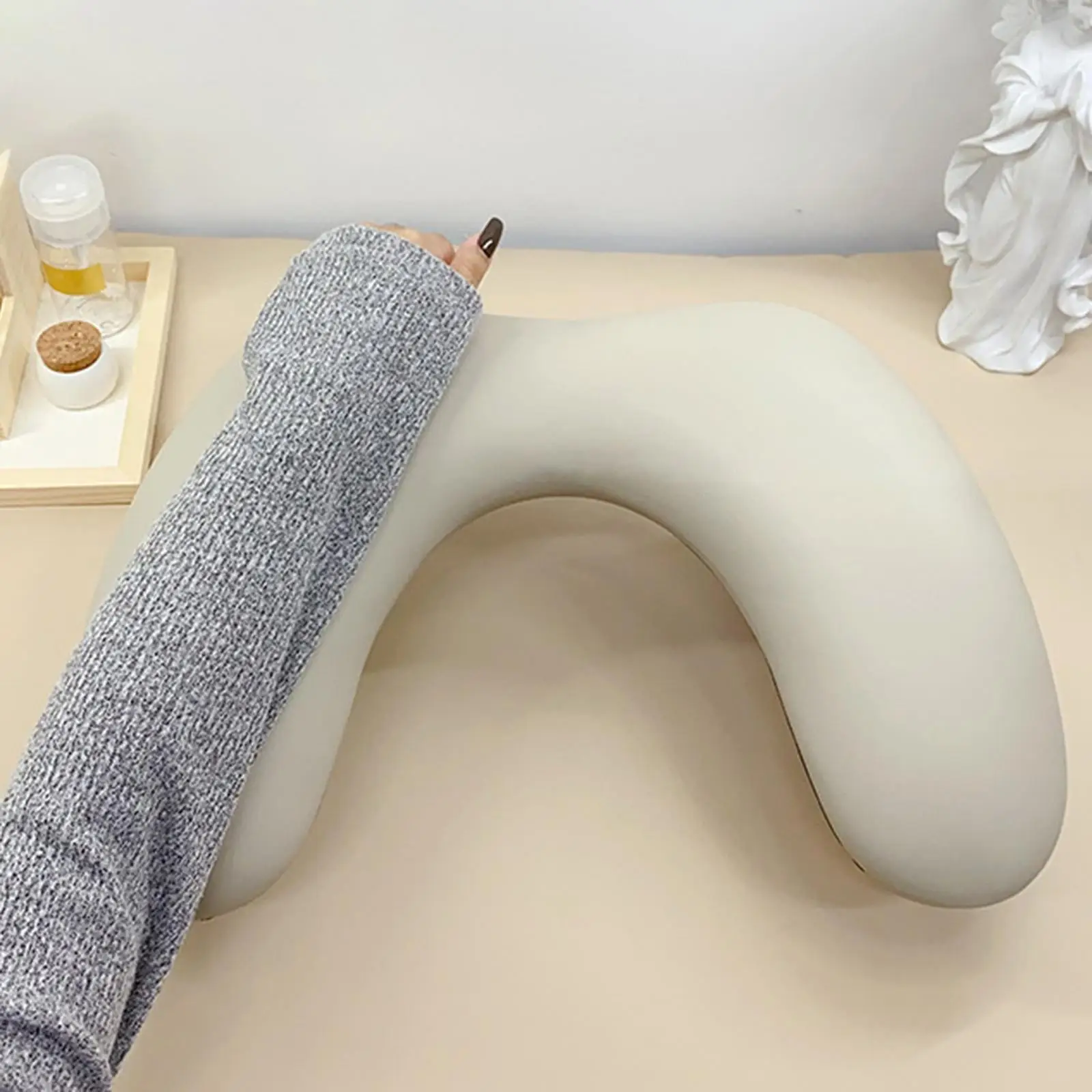 Nail Arm Rest Cushion Hand Rest Cushion Wooden Base Built in Sponge Stand Pad Nail Art Hand Pillow for Women Manicurist Salon nail art hand pillow nail hand rest nail arm rest nail art table mat