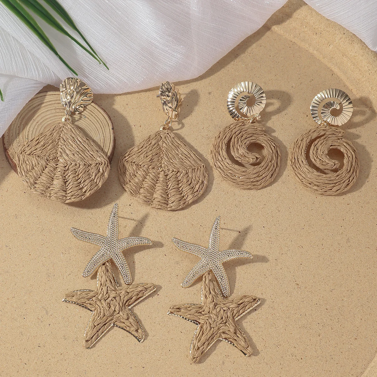 1 Set Elegant Ocean Theme Rattan Knit Drop Earrings for Women Girls Boho Summer Raffia Shell Starfish Conch Earrings Jewelry