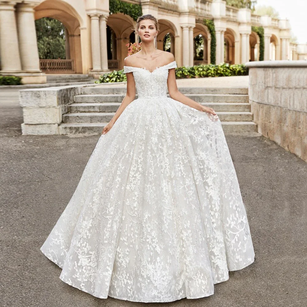 

2022 New Wedding Dresses V-Neck Off The Shoulder Ball Gown Bride Dress Exquisite Lace-up Back Lace Appliques Tulle Bridal Gowns