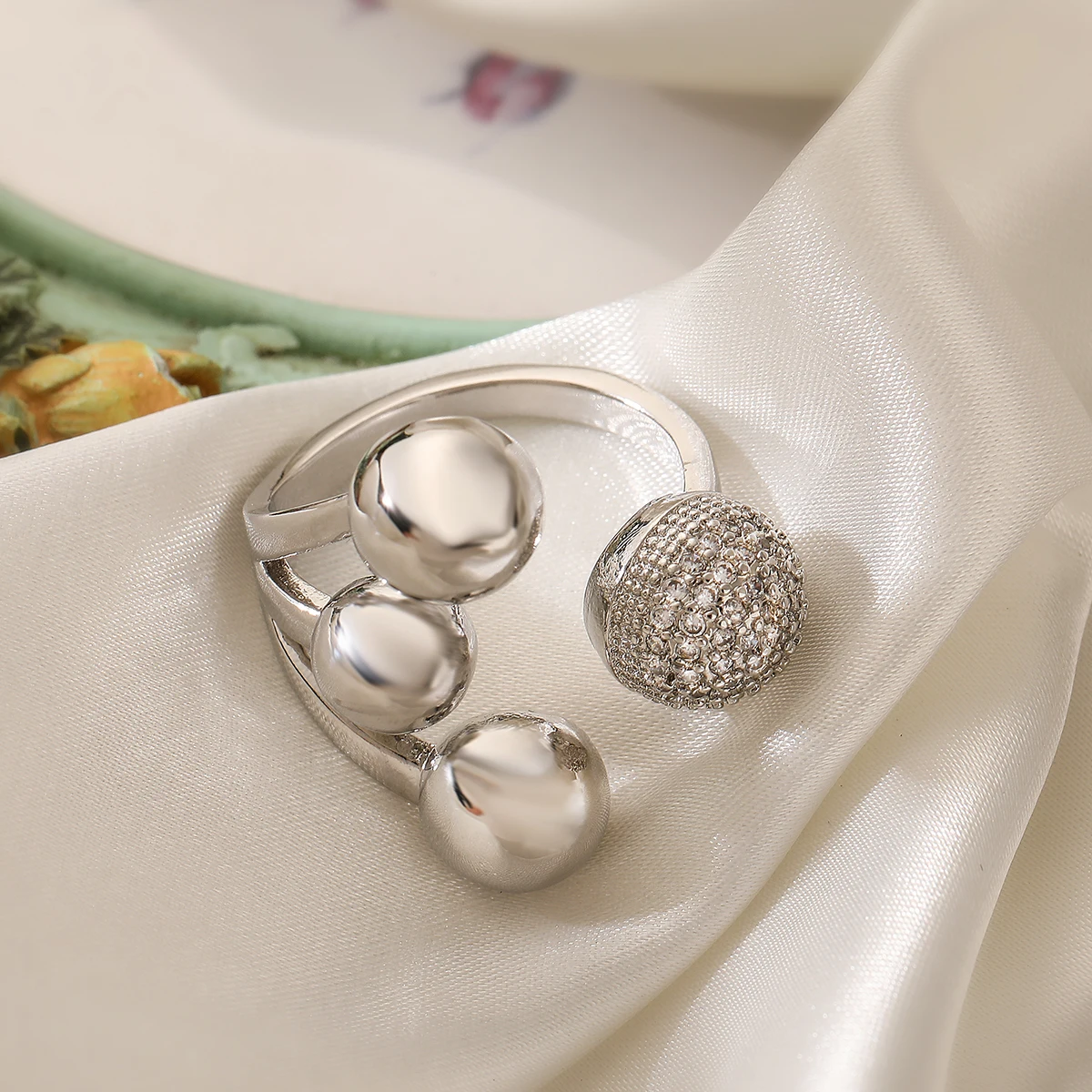 2025 New Fashion Silver/Gold Color High Polish Copper Zircon Jewelry Unique Design Geometric Ball Shape Rings For Women 2