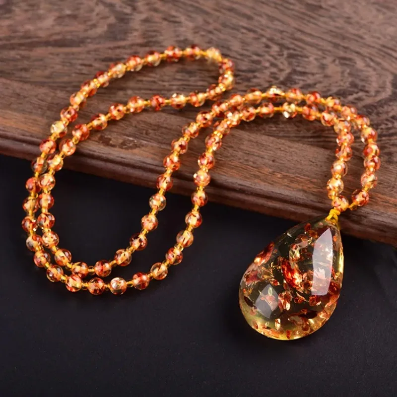 

Fine Flower Amber Pendant Necklace Women Men Fashion Charms Jewellery Natural Baltic Amber Necklaces Amulet Gifts Ladies