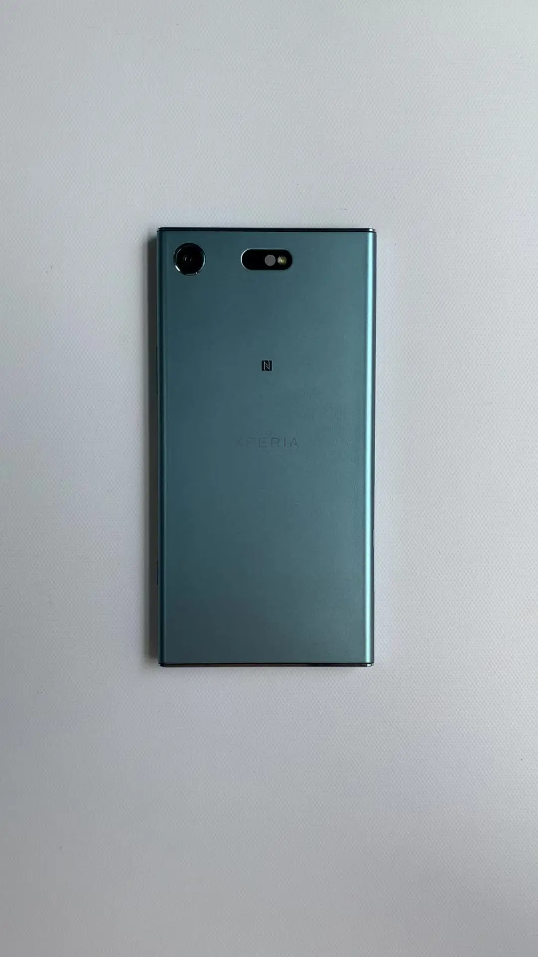 Смартфон SONY xperia xz1 compact 4/32ГБ china Б/у