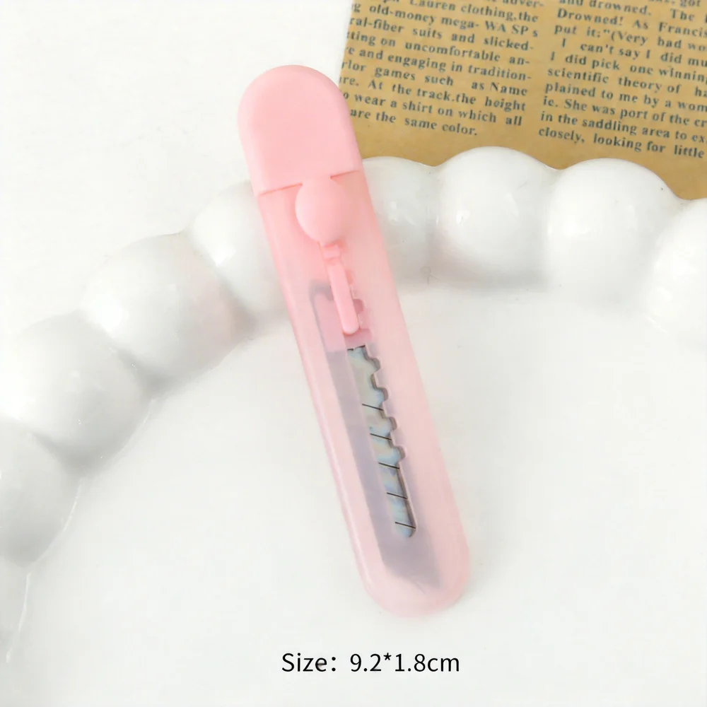 투명 유틸리티 나이프 경량 미니 종이 커터 반투명 아트 나이프 투명 휴대용 박스 커터 일상적인 개봉 작업용