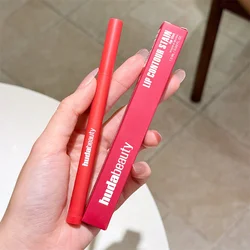 Radiant Multicolor Glossy Lip Oil and Plumper - Shimmering Shine (Cherry Red)