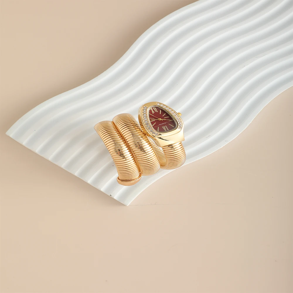 New Snake-Design Diamond-Embedded Ladies' Watch - Stylish and Trendy Wristwatch with Quartz Movement and Bracelet