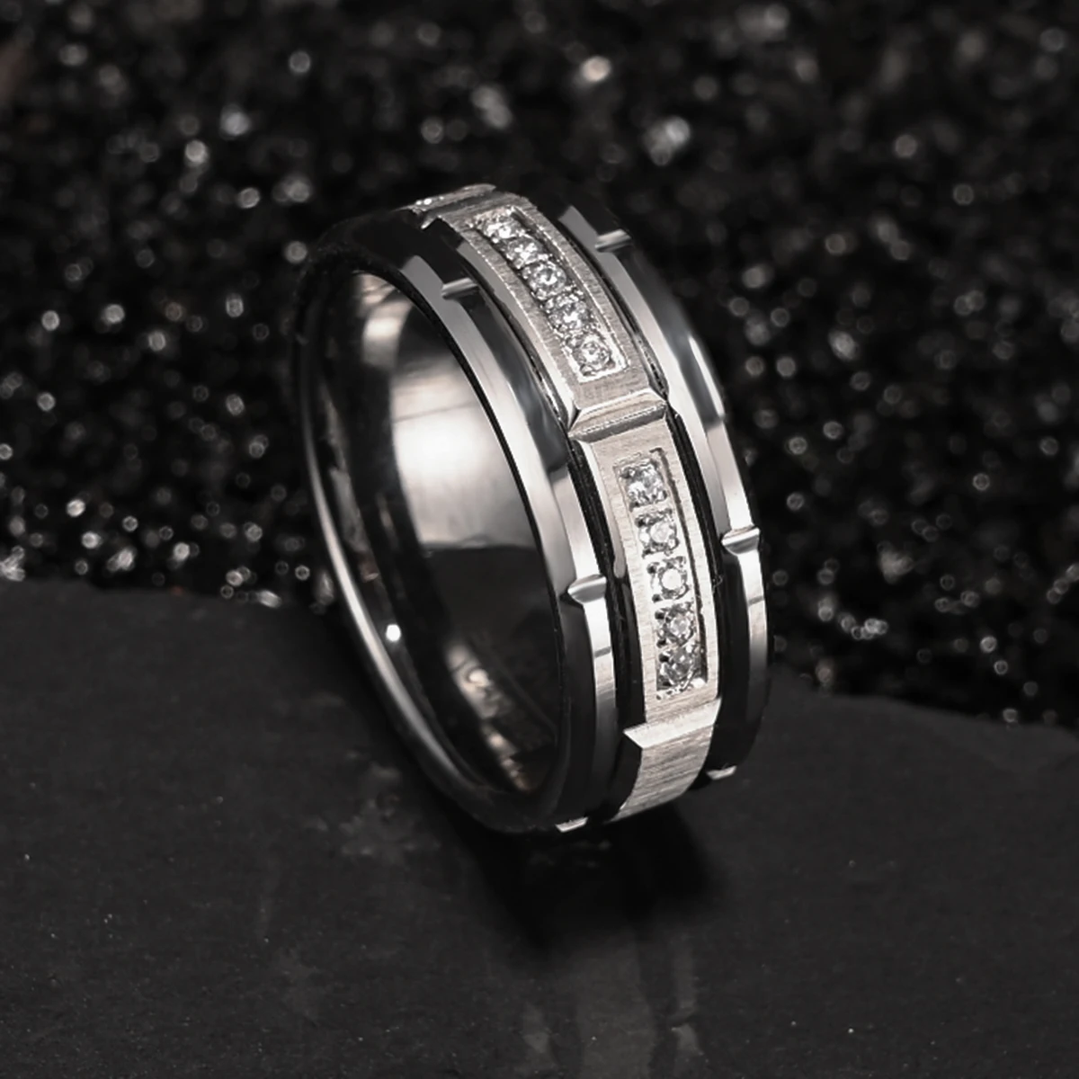 Tungsten Carbide Men's Ring, White Zircon 8mm Couple Wedding Ring, Fashion Hip Hop Suitable for Daily Wedding Party Wear_voghion.com