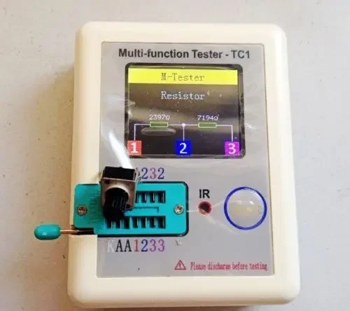 Pocketable Transistor tester is the LCR-TC1 full color graphics display
