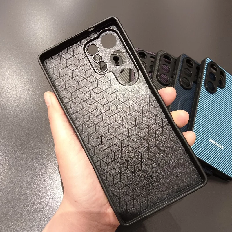Carbon Fiber Magnetic Matte Bumper Case with Wireless Charging Compatibility