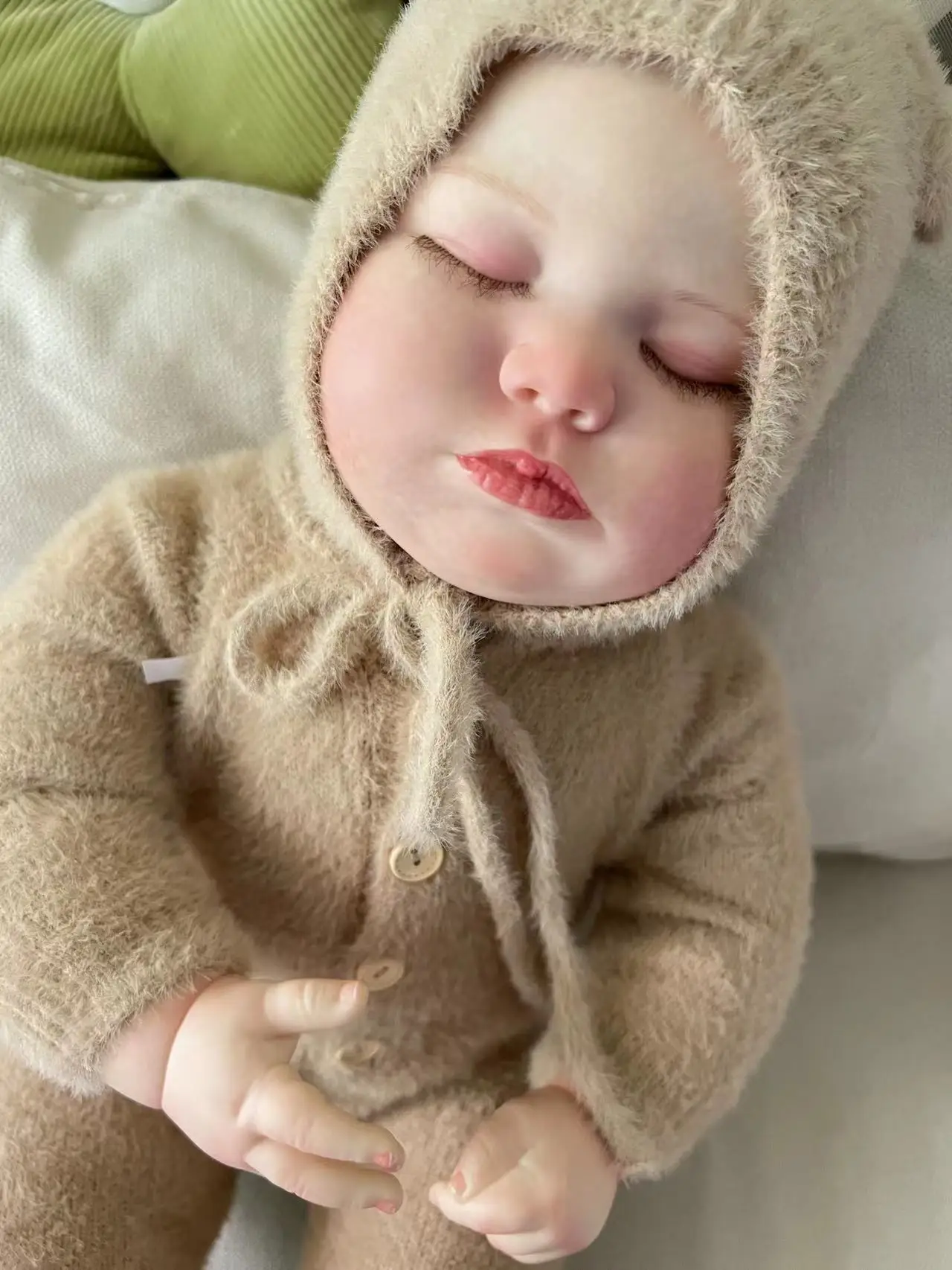 FBBD65CMHugeBigBabyRebornBabyDollJune7MonthSleeping3DSkin