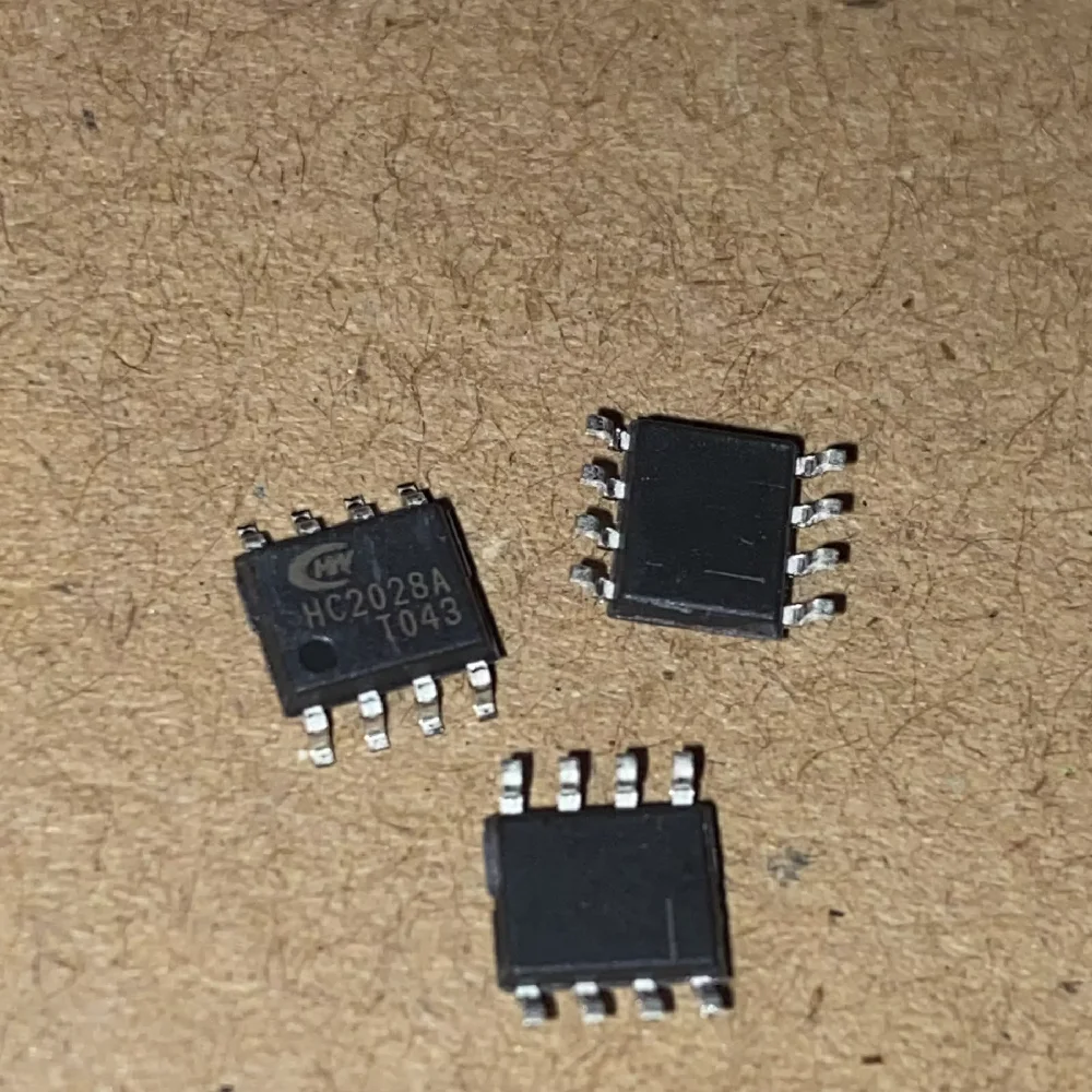 

HC2028A SOP-8 36V 2.5A Current CC/CV Step-Down Chip