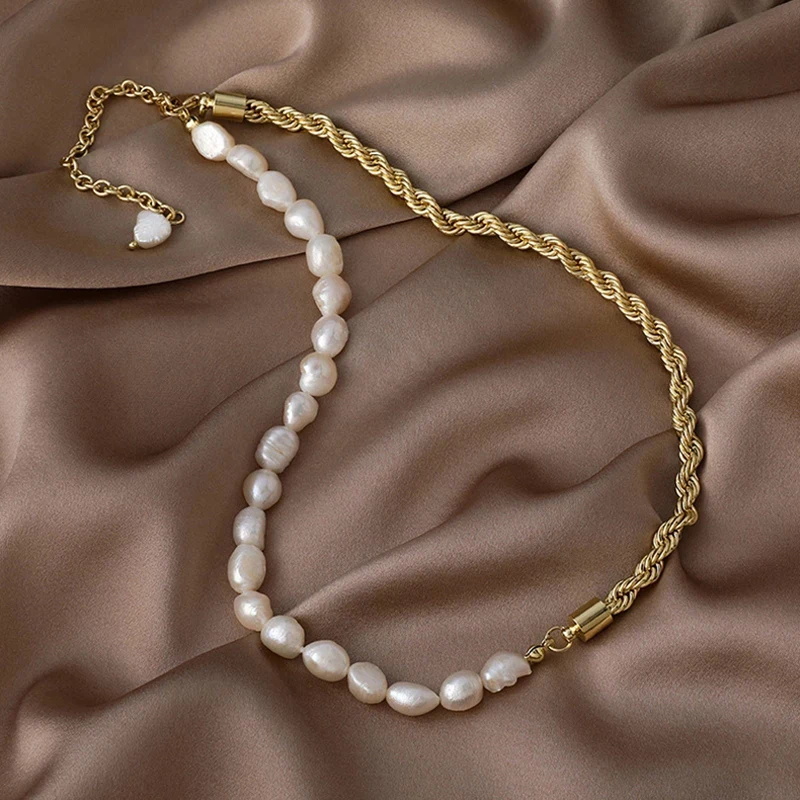 Korean Irregular Baroque Imitation Pearl Necklace for Women Geometric Metal Beads OT Buckle Clavicle Chain Jewelry Party Gifts 