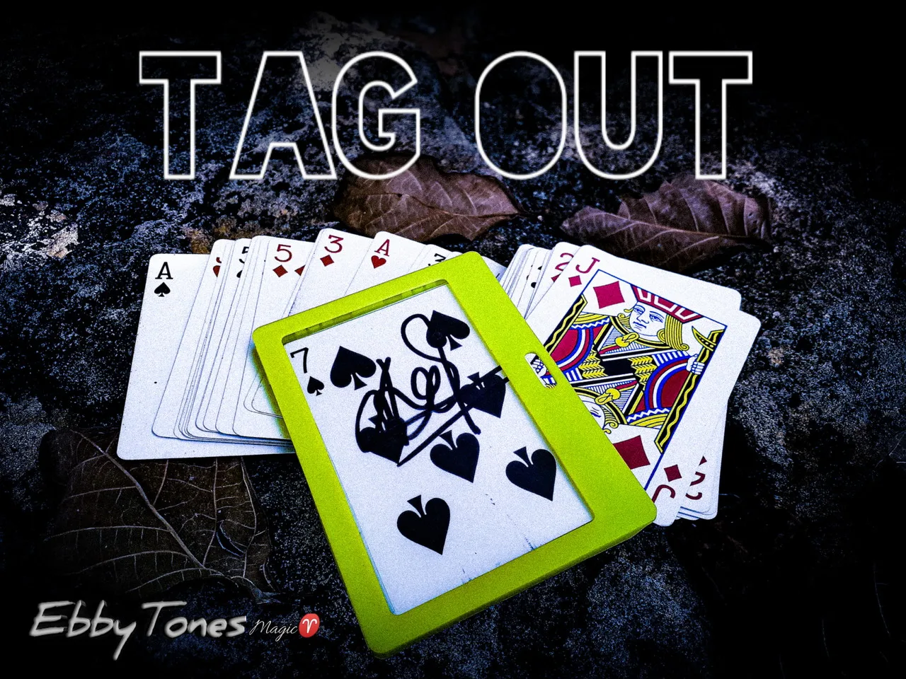 

Tag Out By Ebbytones Gimmicks Close Up Magic Tricks Street Magic Mentalism Props Card Appearing In The Holder Magia Illusions