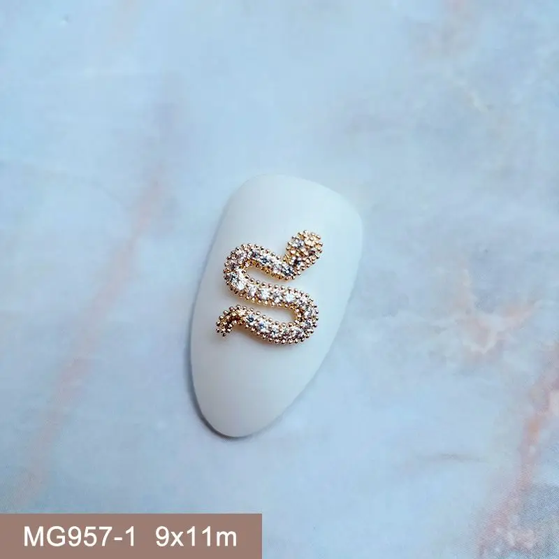 10 stücke Luxus Hohl Tropfen Bogen Schlange Zirkon Kristalle Metall Nägel Schmuck Dekorationen Nail art Zubehör Charms Teile Liefert – Detail 33