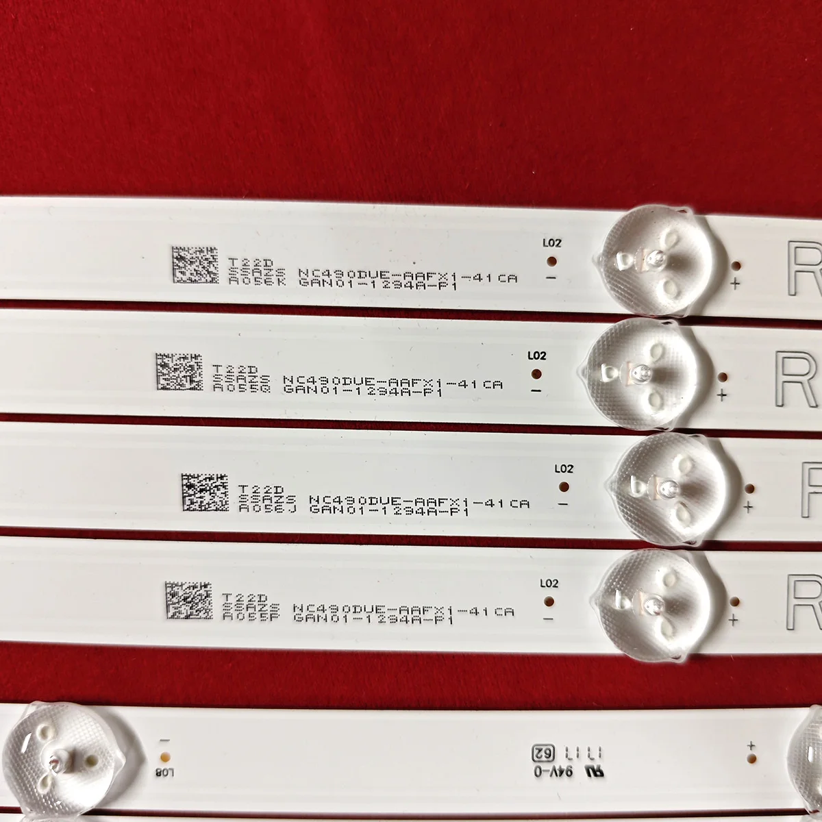 Kit Strisce LED Retroilluminazione Per TV LG 49 Pollici - 8 Pezzi, 995mm, 9 LED Per Striscia, Sostituzione - Foto 4