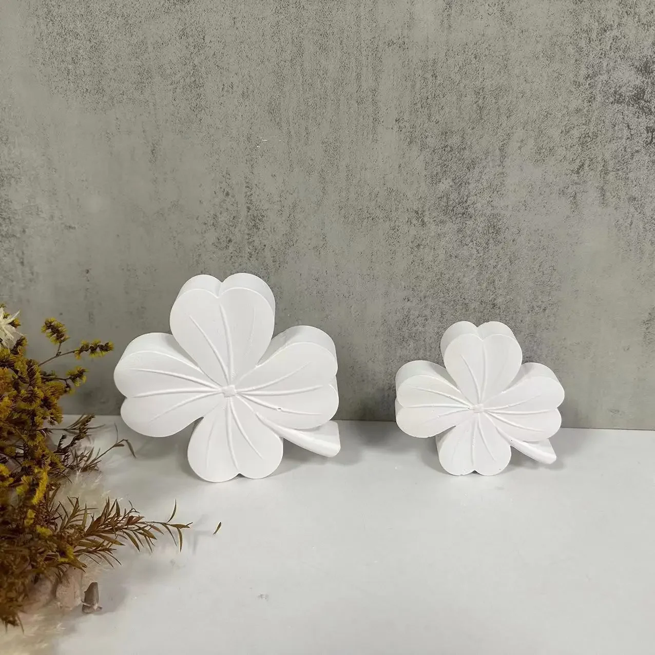 DIY Four-leaf Clover Candle Silicone Mold Handmade Lucky Symbol Four-leaf Clover Scented Plaster Drop Glue Mold Home Decoration silicone mold