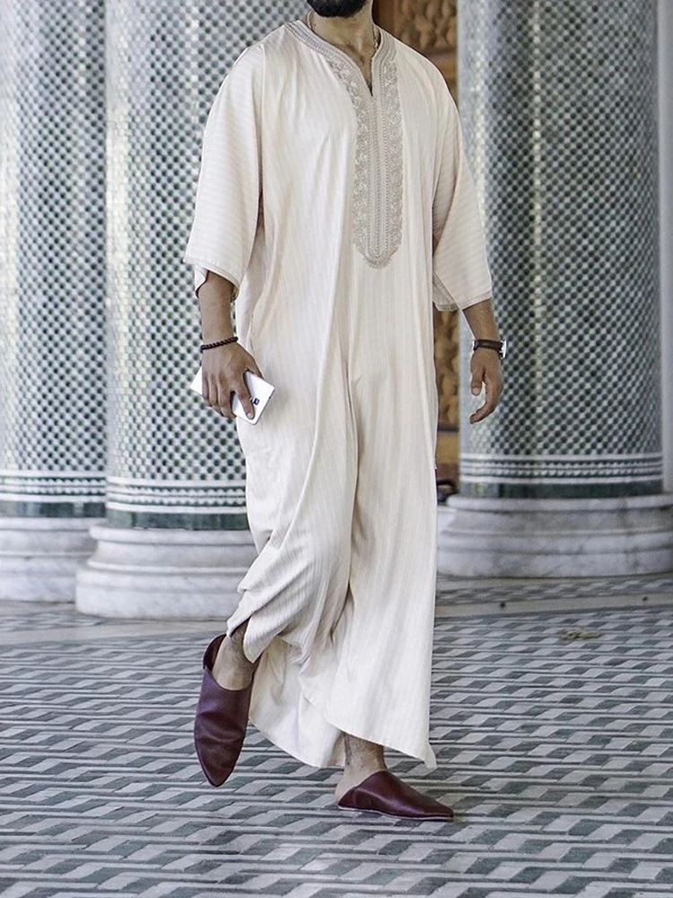 

Muslim Robe Men Islamic Clothing Loose Jubba Thobe Caftan Ramadan Traditional National Dress Middle East Arab Fashion Embroidery