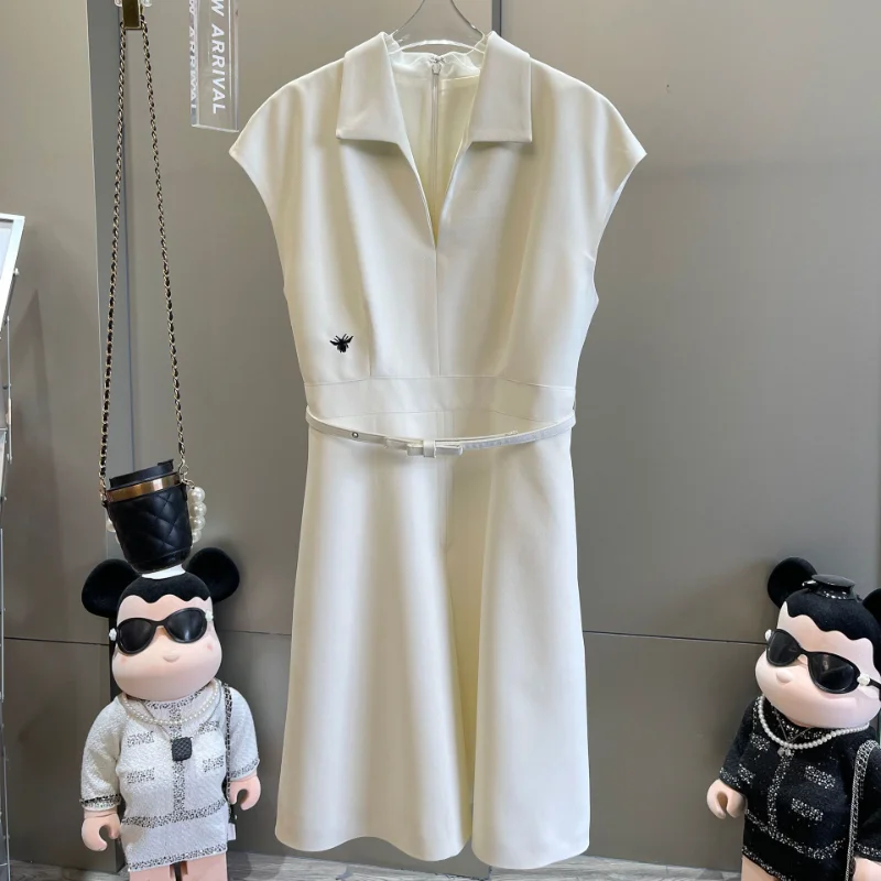 

Spring Summer 2023 New White Small Fragrant Lapel Sleeveless High Waist Bees Embroidered Office Simple Casual Female Dress 1330