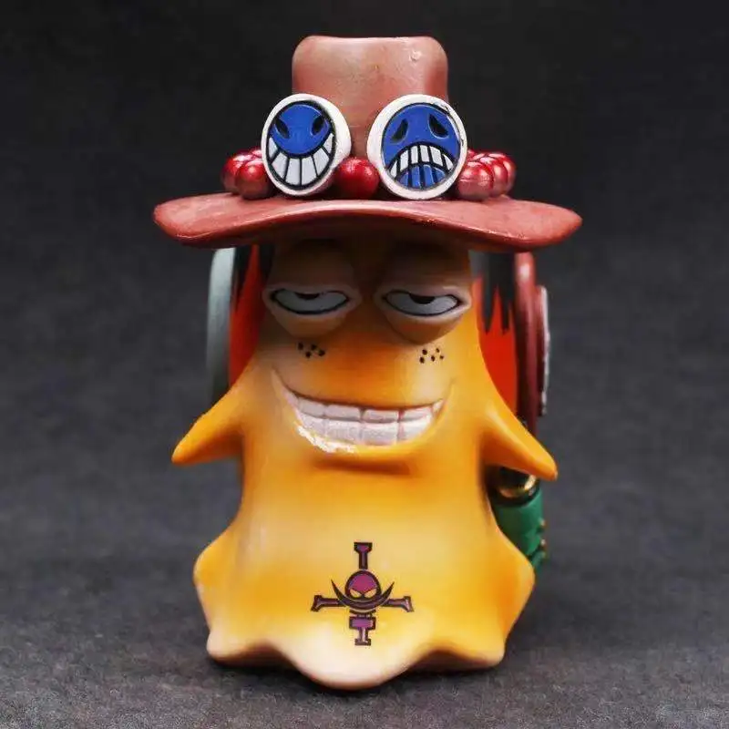 thumbnail image 1 of 2022 Nueva colección de figuras de acción de One piece Anime Ace Luffy Edward Newgate Law Doflamingo Jinbe Den Den Mushi, regalo, 1 of 5