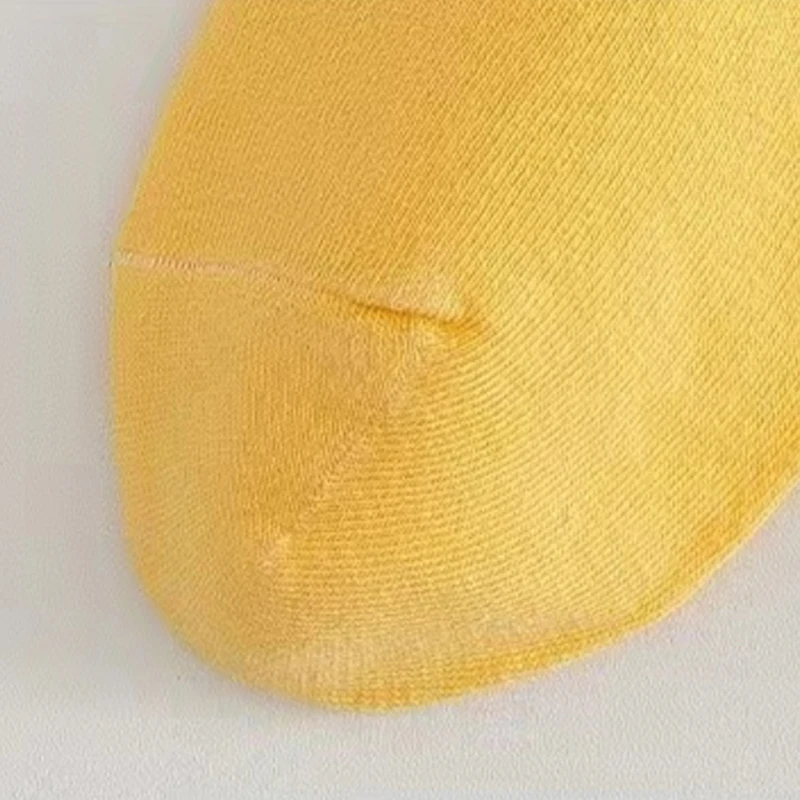 مجموعة جوارب قطنية عصرية (4 أزواج) - تصميم "البط ا...