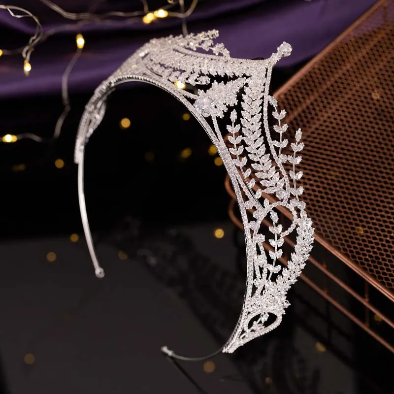 HADIYANA Gorgeous Fashionable Cubic Zirconia Hair Accessory BC6669 Luxury Crystal Crowns and Tiaras Princess Birthday Party Gift