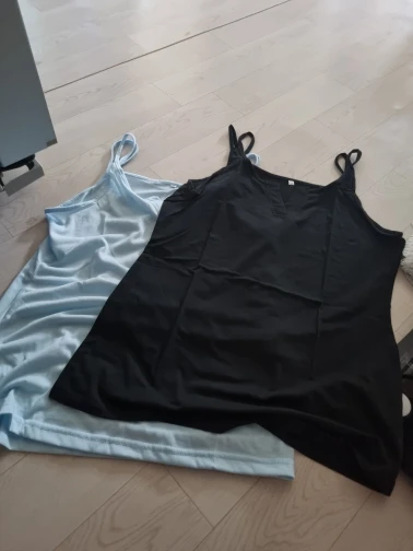 Women's Solid Color V-Neck Camisole - Backless Sleeveless Streetwear Top photo review