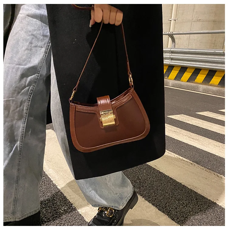 Vintage Style Ladies Shoulder Bag Lacquer Leather Handbag_voghion.com